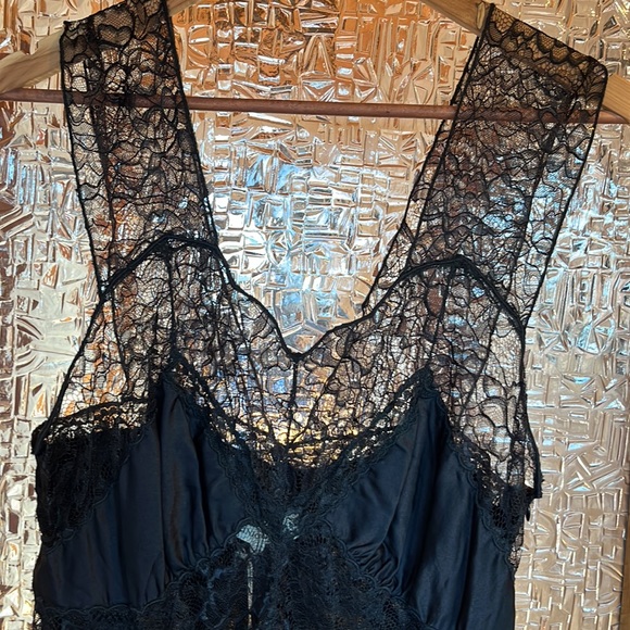 Chasing Unicorns You'll Never Walk Alone Black Cotton Gauze Slip Maxi - Picture 8 of 10